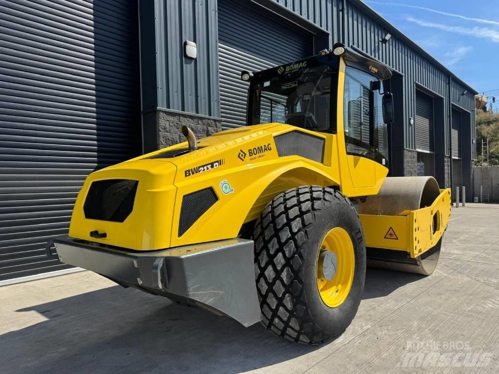 Bomag BW 213 D H-2 Rodillos de un solo tambor