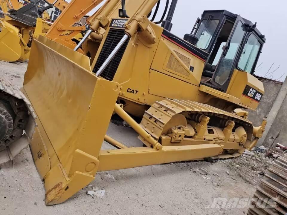CAT D 6 G Buldozer sobre oruga