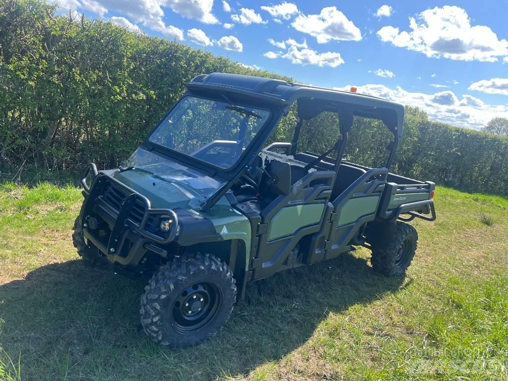 John Deere 855 Maquinaria para servicios públicos
