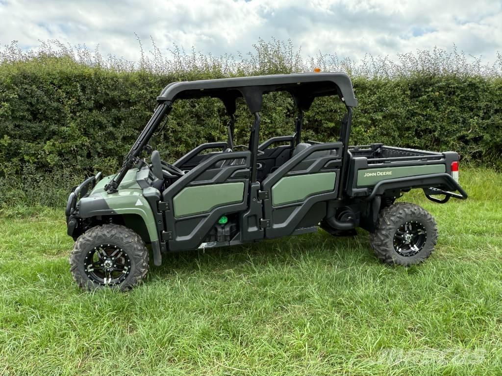 John Deere 855 Maquinaria para servicios públicos