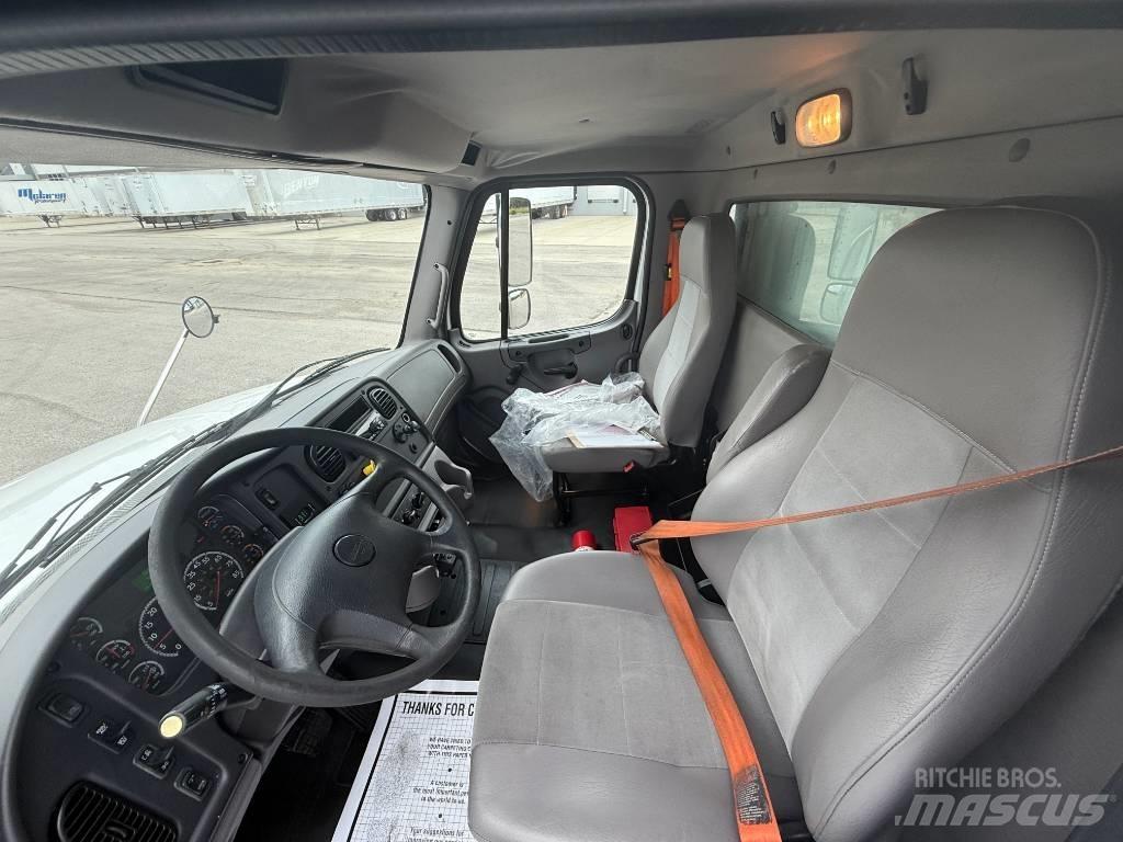 Freightliner M 106 Isotermos y frigoríficos