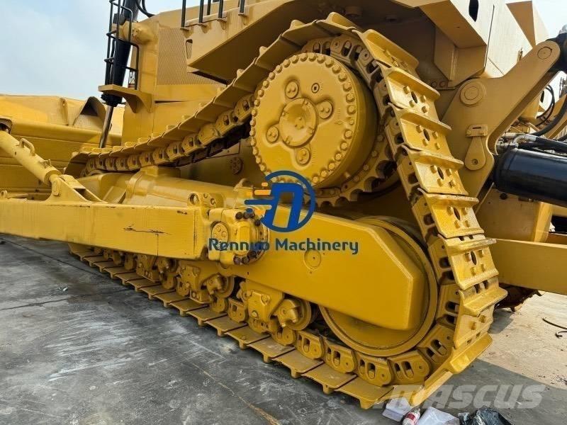 CAT D 10 R Buldozer sobre oruga