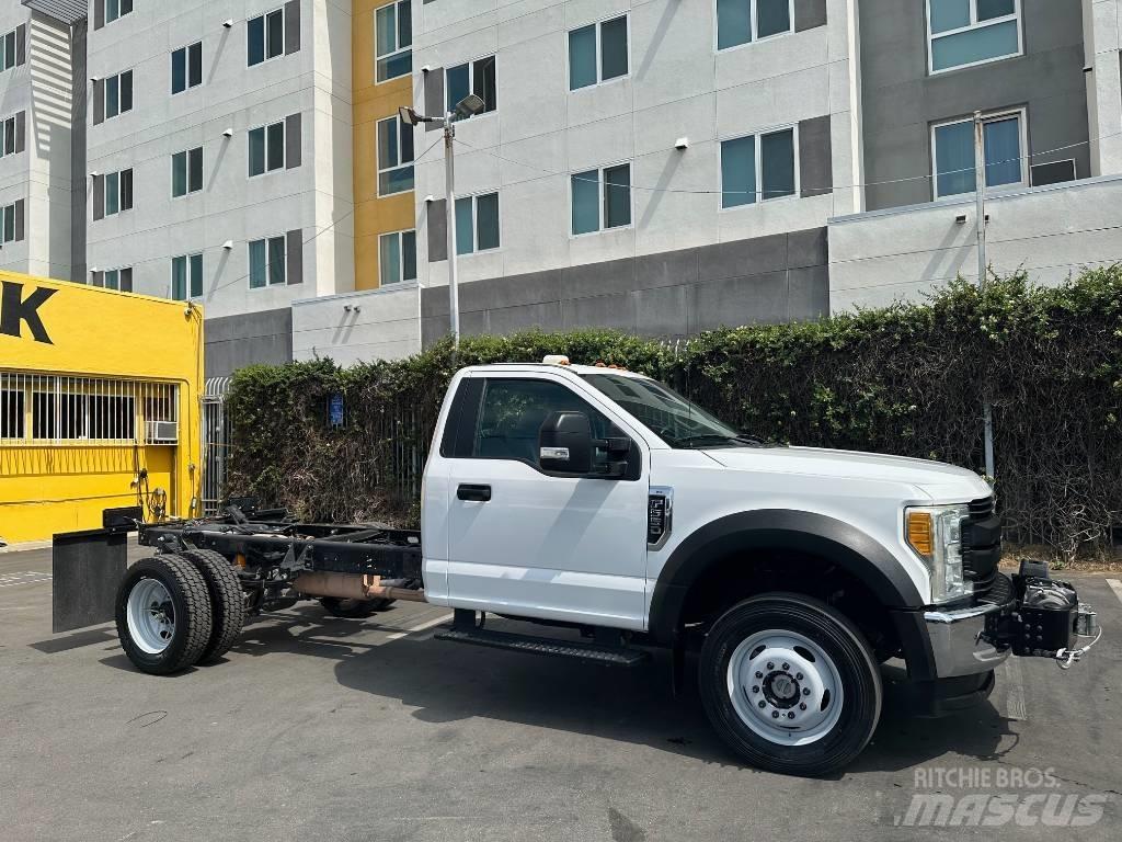 Ford F 550 Camiones chasis