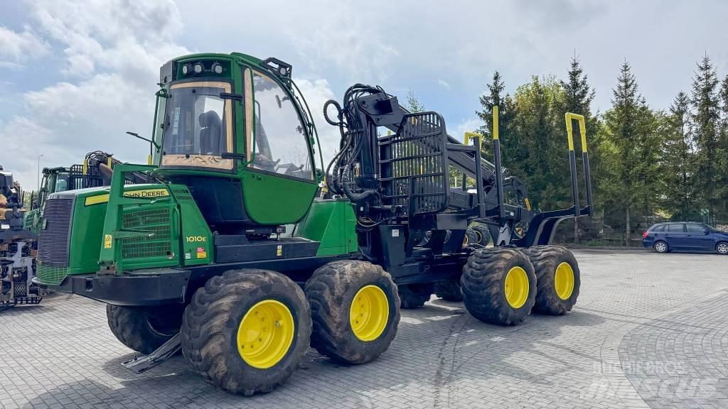 John Deere 1010 E Autocargadoras