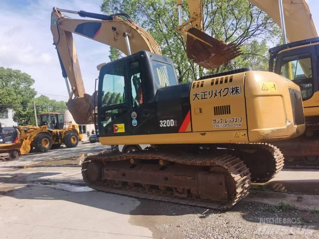 CAT 320 D2 Excavadoras 7t - 12t
