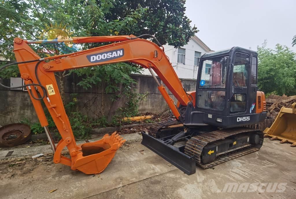 Doosan DH 55 Mini excavadoras < 7t