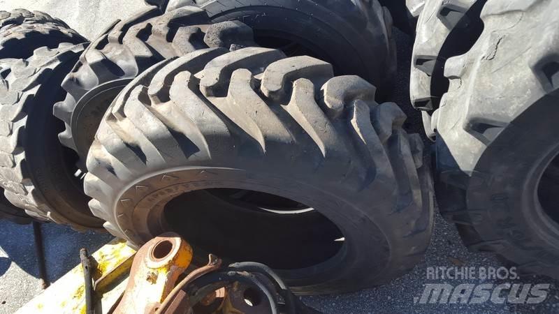  Pneu 10.5/80-18 Neumáticos, ruedas y llantas