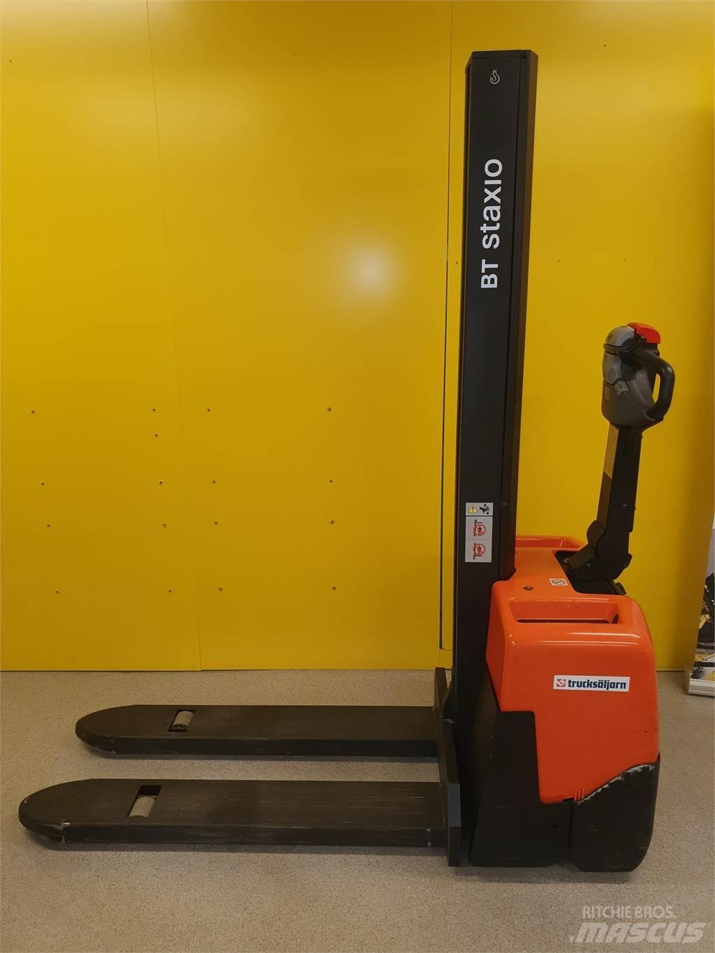 BT HWE100 Apiladores eléctricos