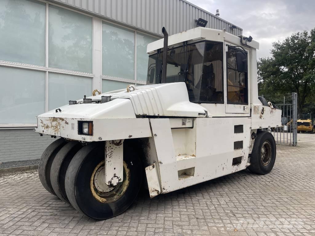 CAT PF 300 B     2002 Rodillos de doble tambor