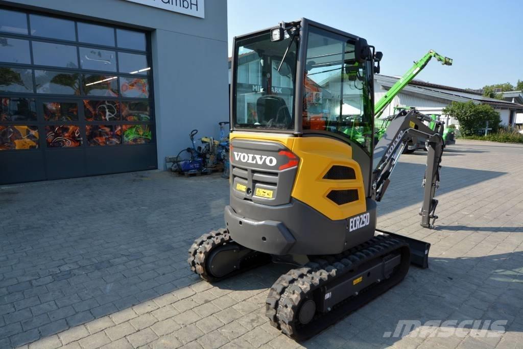 Volvo ECR 25 D Mini excavadoras < 7t