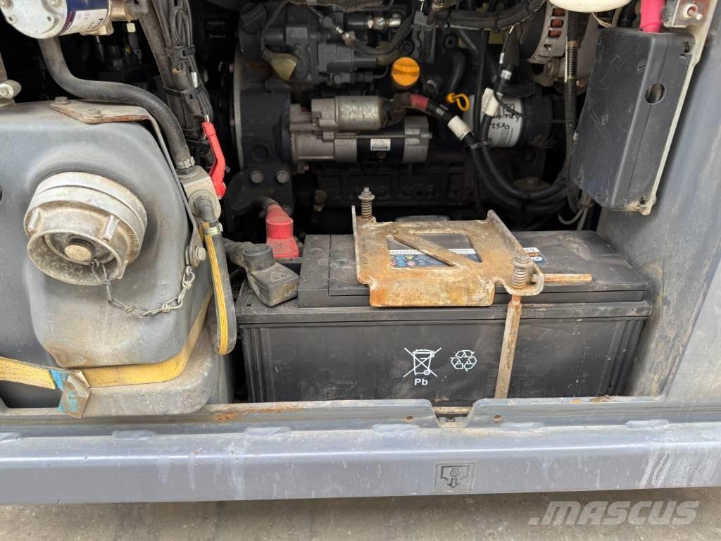 Hamm DV+ 70I VO-S Rodillos de doble tambor