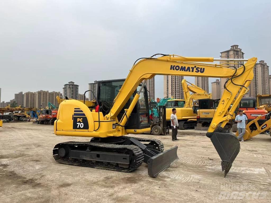 Komatsu PC 70-8 Excavadoras de cadenas
