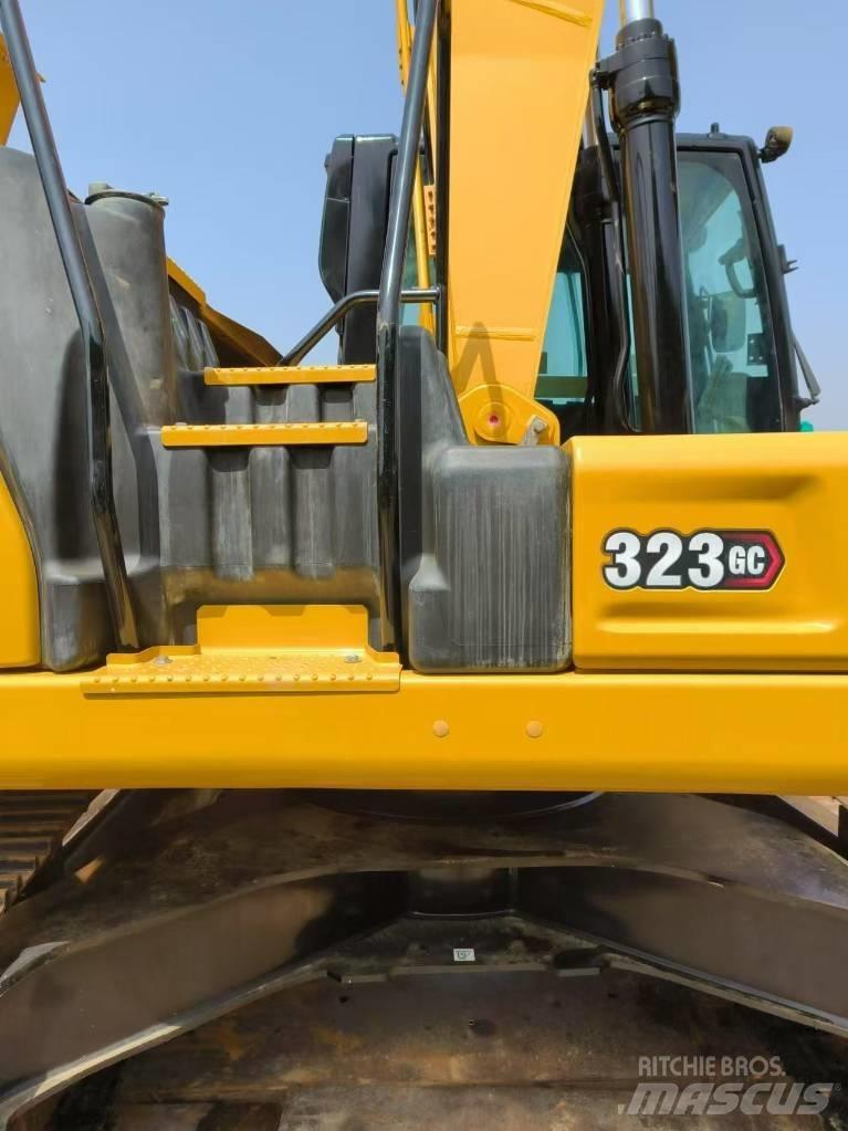 CAT 323 GC Excavadoras de cadenas
