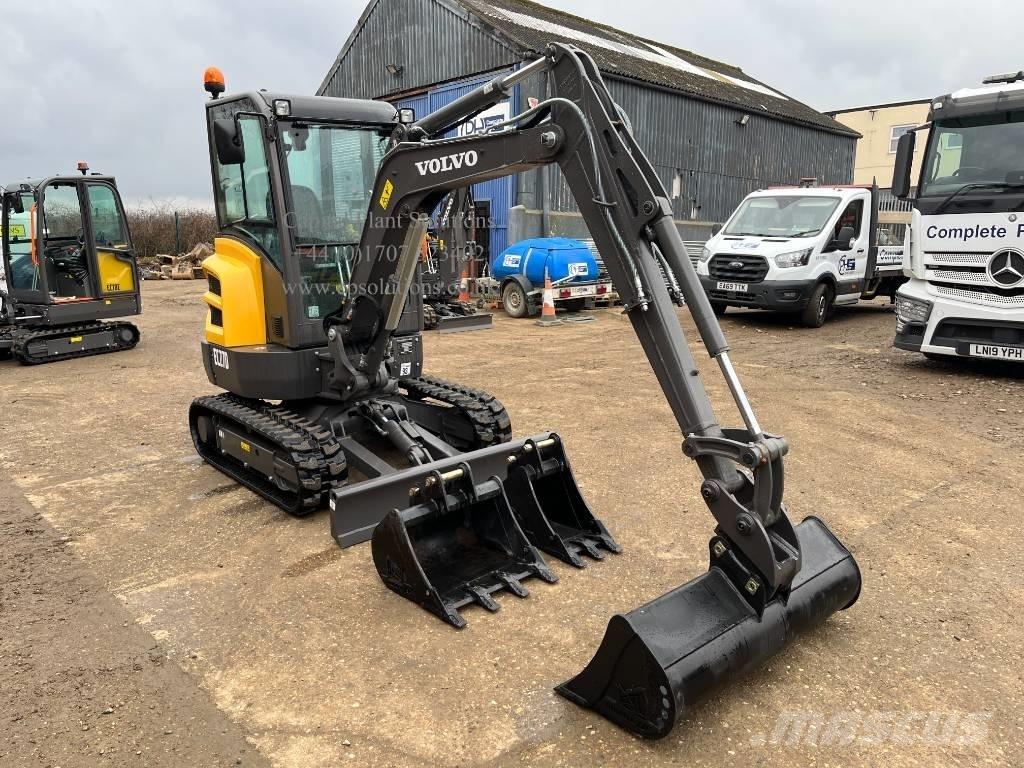 Volvo EC 27 D Mini excavadoras < 7t