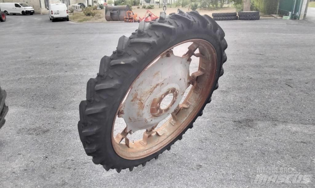 Kleber 8.3R44 Neumáticos, ruedas y llantas