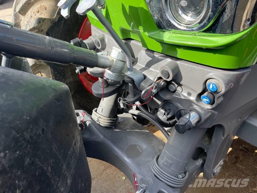 Fendt 828 Vario Tractores