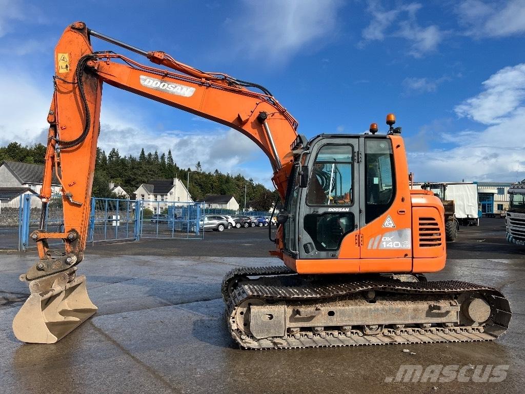 Doosan DX140 LCR-3 Excavadoras de cadenas