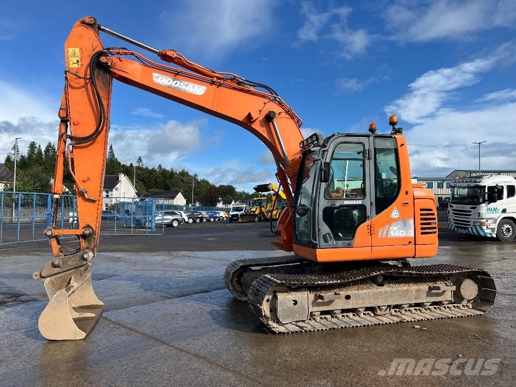 Doosan DX140 LCR-3 Excavadoras de cadenas