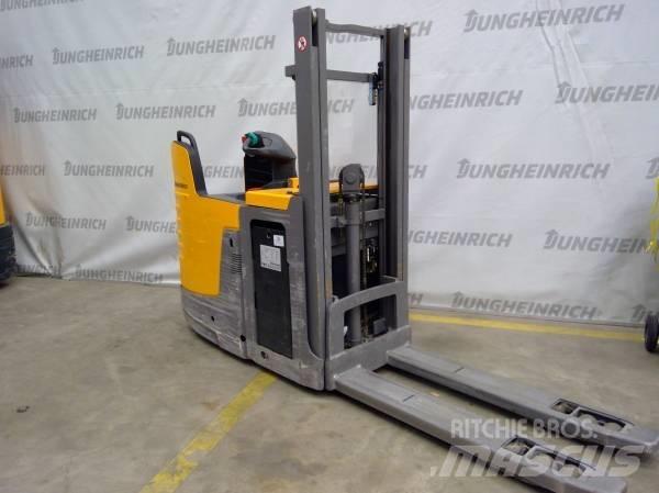 Jungheinrich ERD 220 Apiladores eléctricos