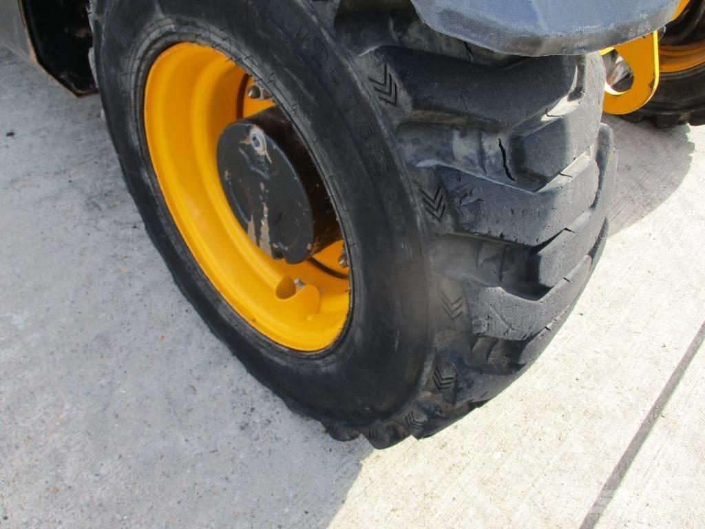 JCB 525-60 (404) Carretillas telescópicas