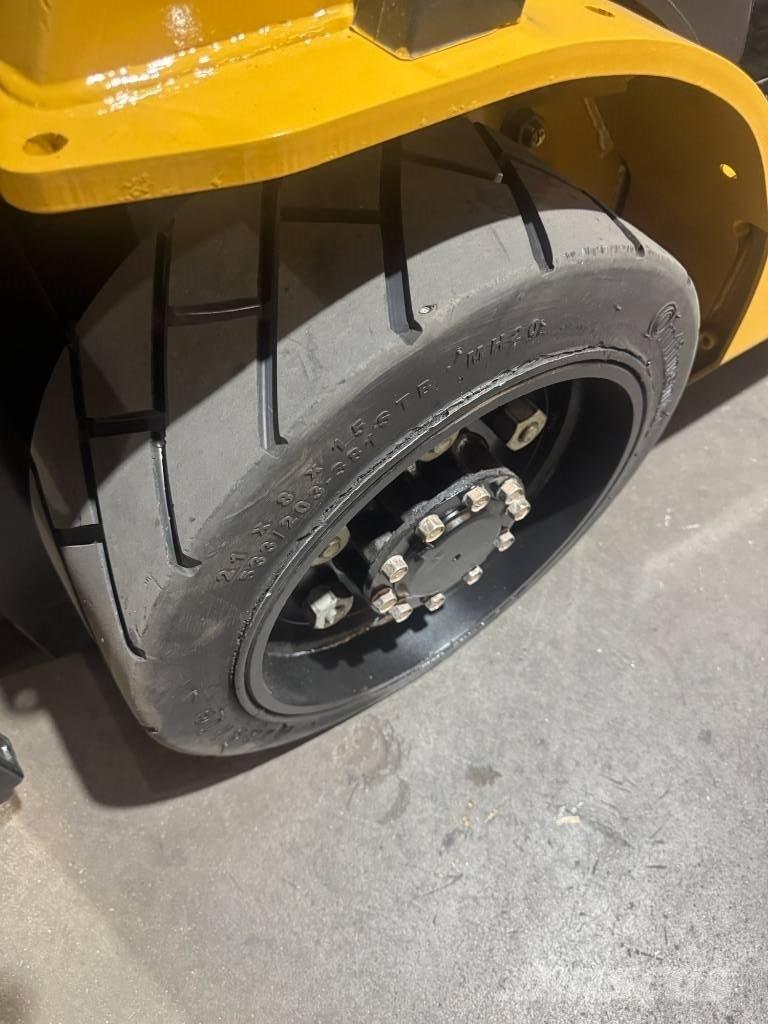 CAT 2C 6000 Otras carretillas elevadoras