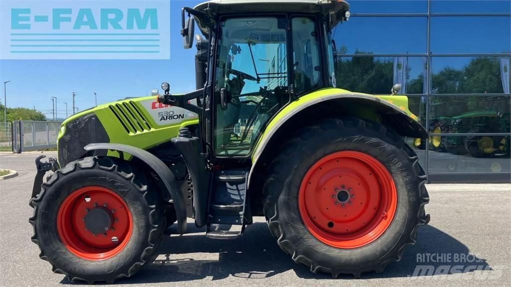 CLAAS ARION 530 Tractores