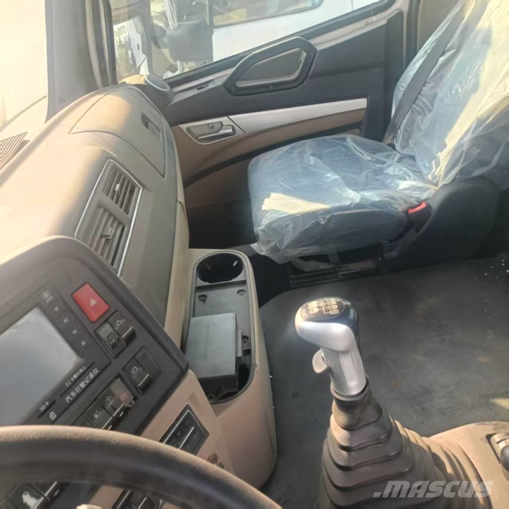 Howo 371 6x4 Cabezas tractoras