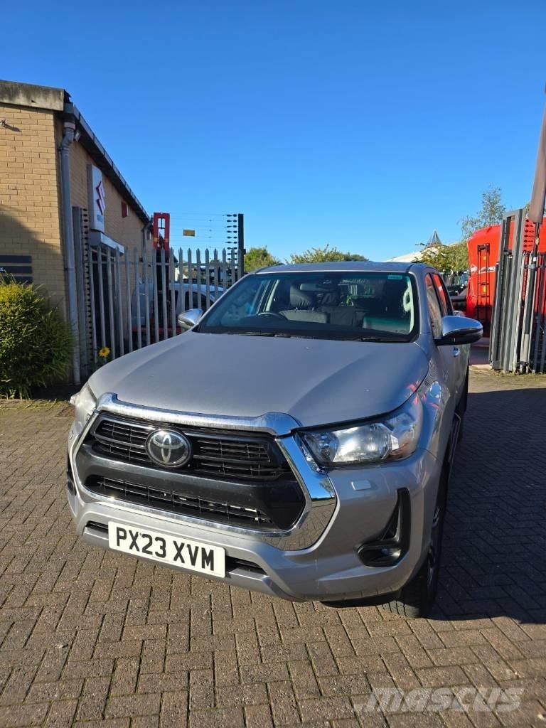 Toyota Hilux Furgonetas caja abierta
