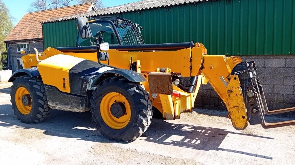 JCB 540-140 Carretillas telescópicas