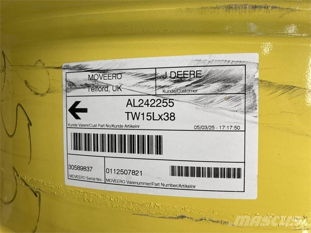 John Deere 15x38 Neumáticos, ruedas y llantas