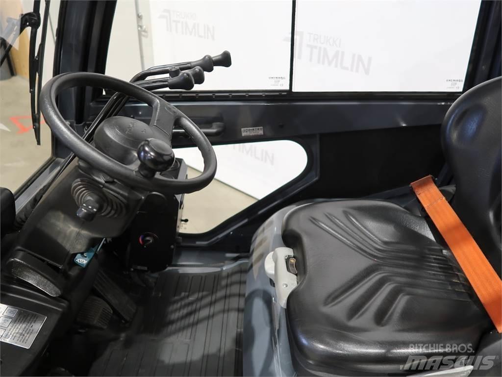 Toyota 02-8FGF25 Carretillas LPG