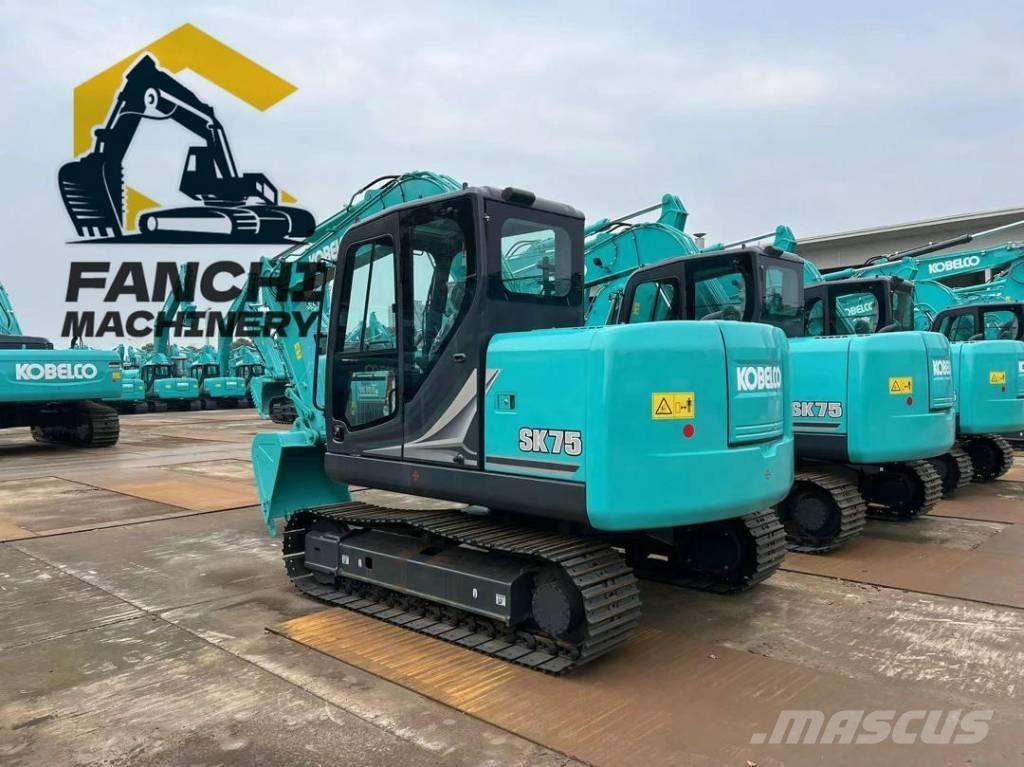 Kobelco 75 Mini excavadoras < 7t