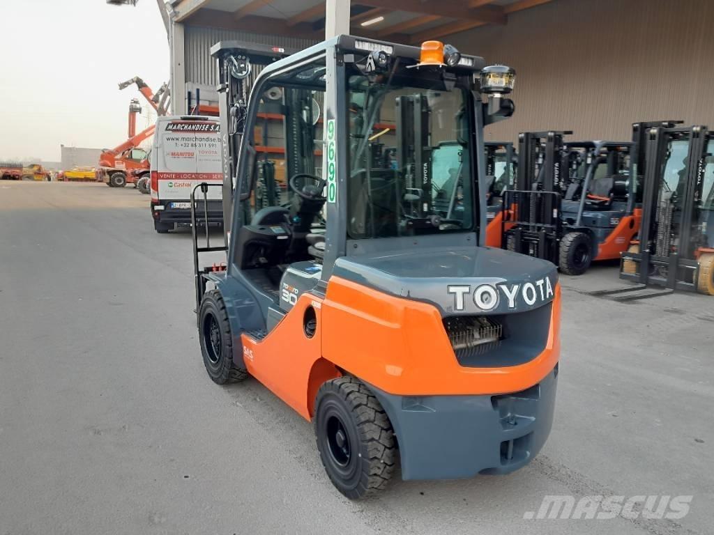 Toyota 52-8 FDF 30 Carretillas diesel