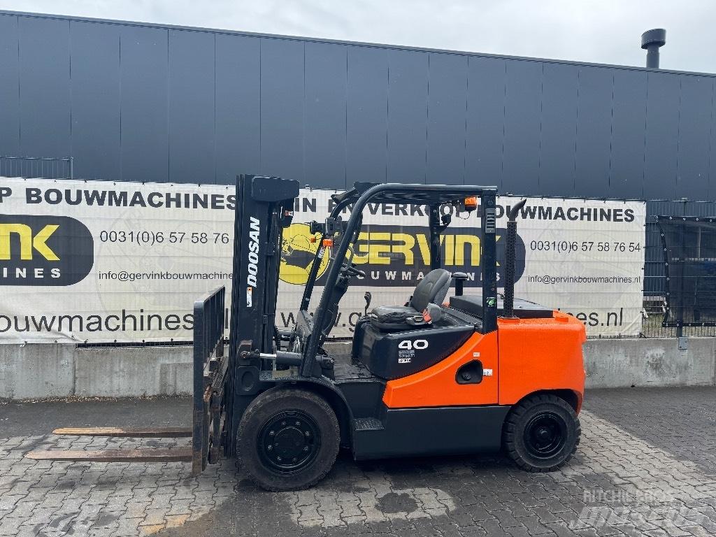 Doosan D 40 SC-7 Carretillas diesel