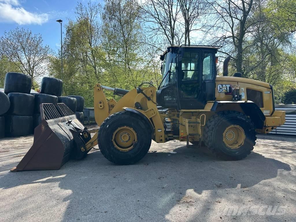 CAT 930M new tires! Cargadoras sobre ruedas