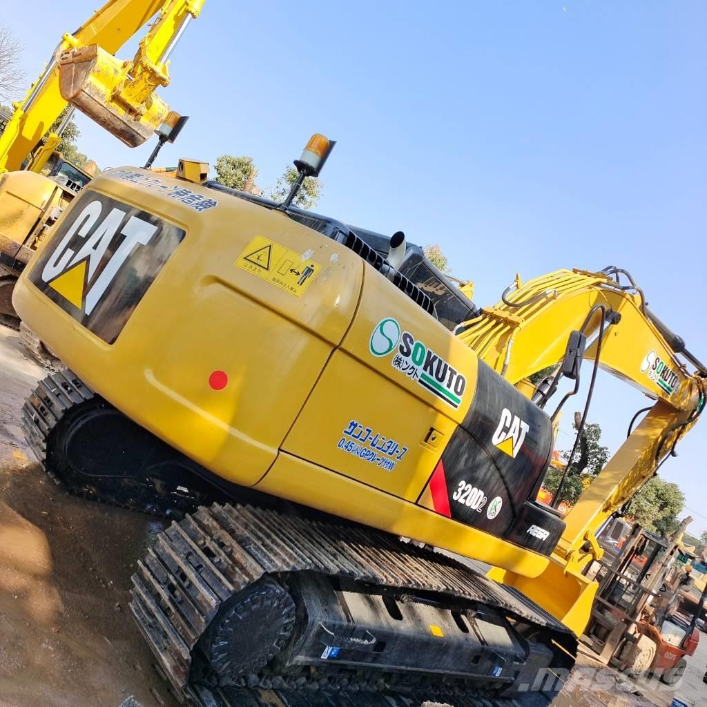 CAT 320 D2 Excavadoras de cadenas