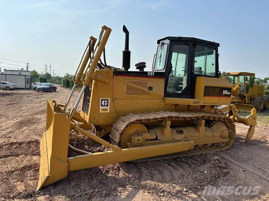 CAT D 6 G Buldozer sobre oruga