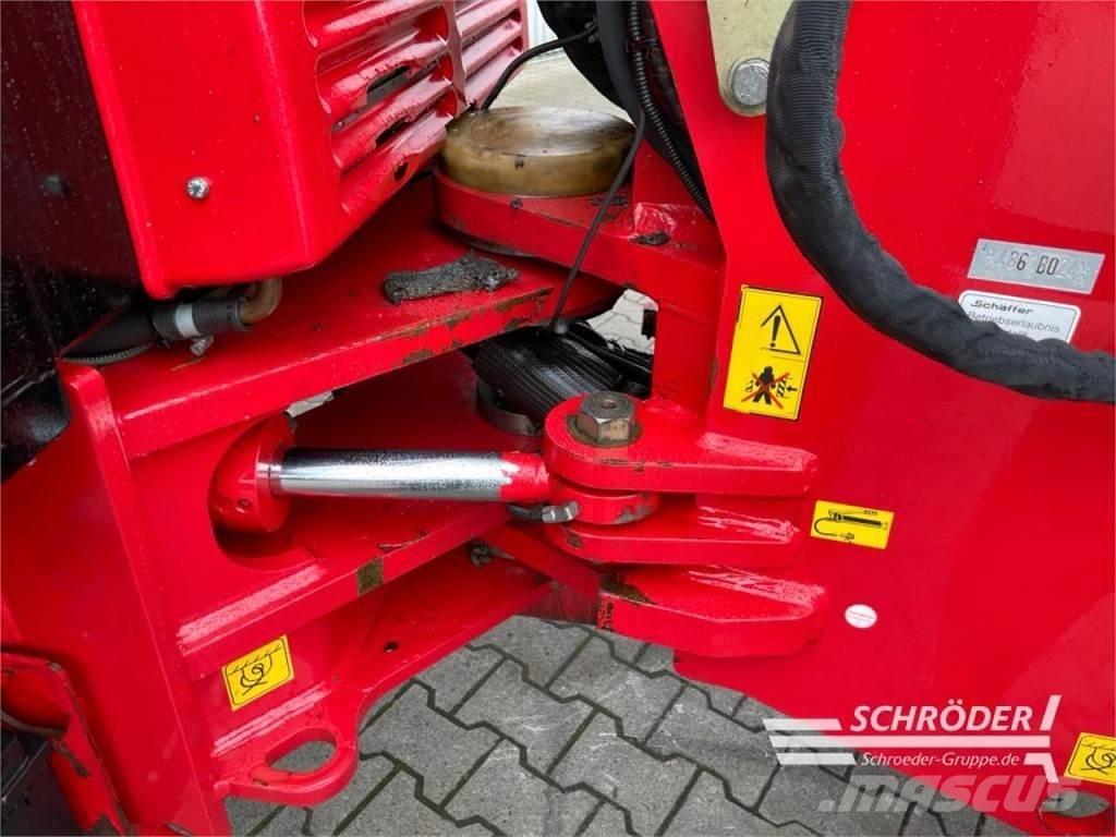 Schäffer 8610 T Cargadoras sobre ruedas