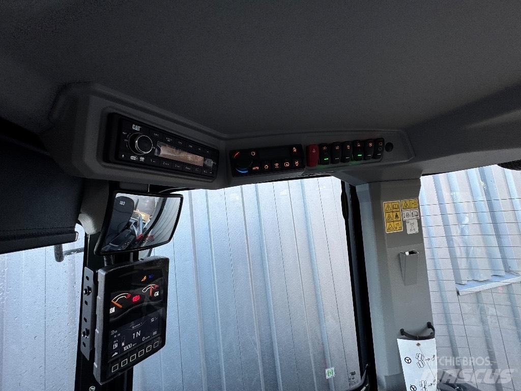 CAT 908 Cargadoras sobre ruedas