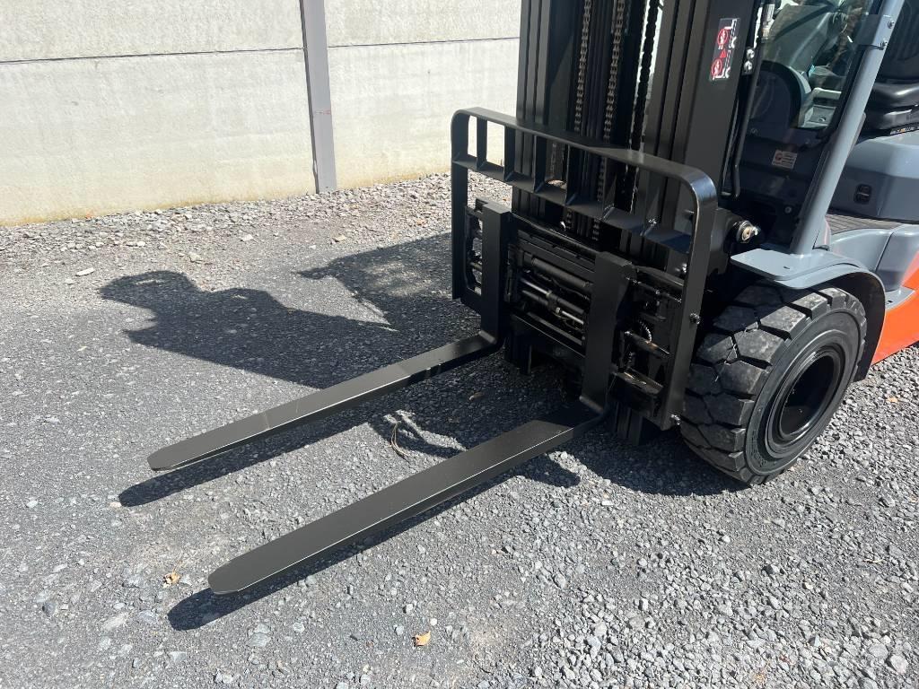 Toyota 02-8 FDF 25 Carretillas diesel