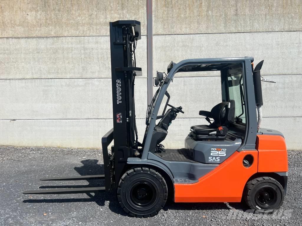 Toyota 02-8 FDF 25 Carretillas diesel
