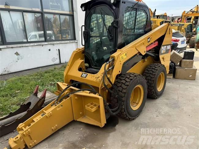 CAT 246 D Minicargadoras