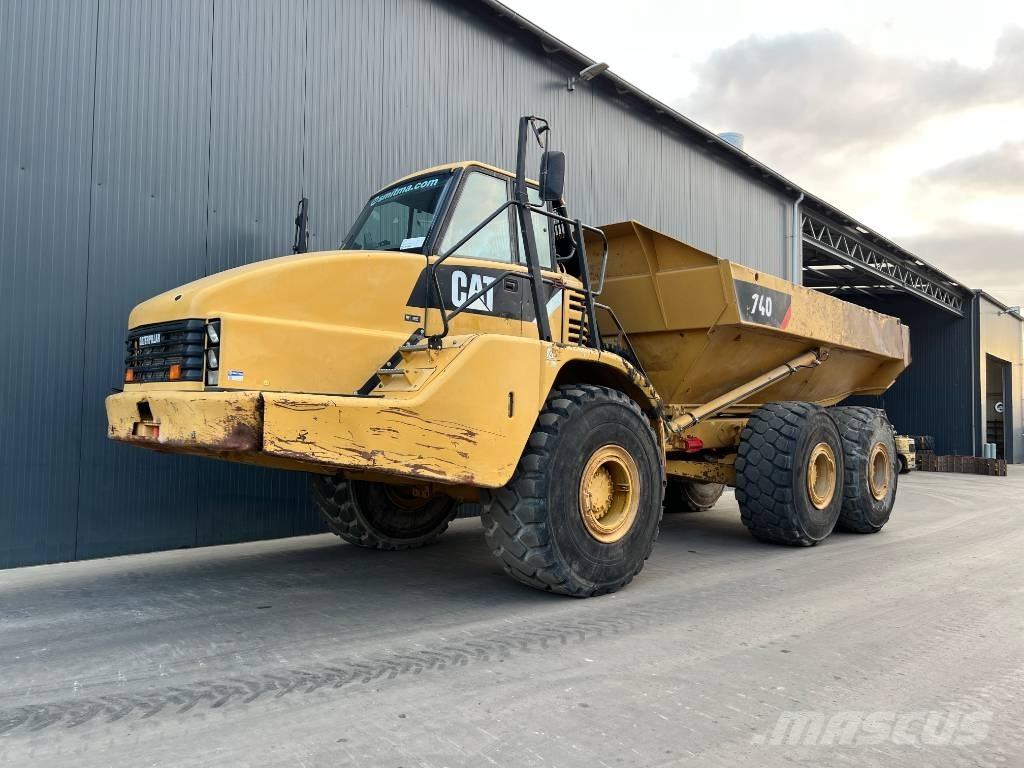 CAT 740 Dúmpers articulados