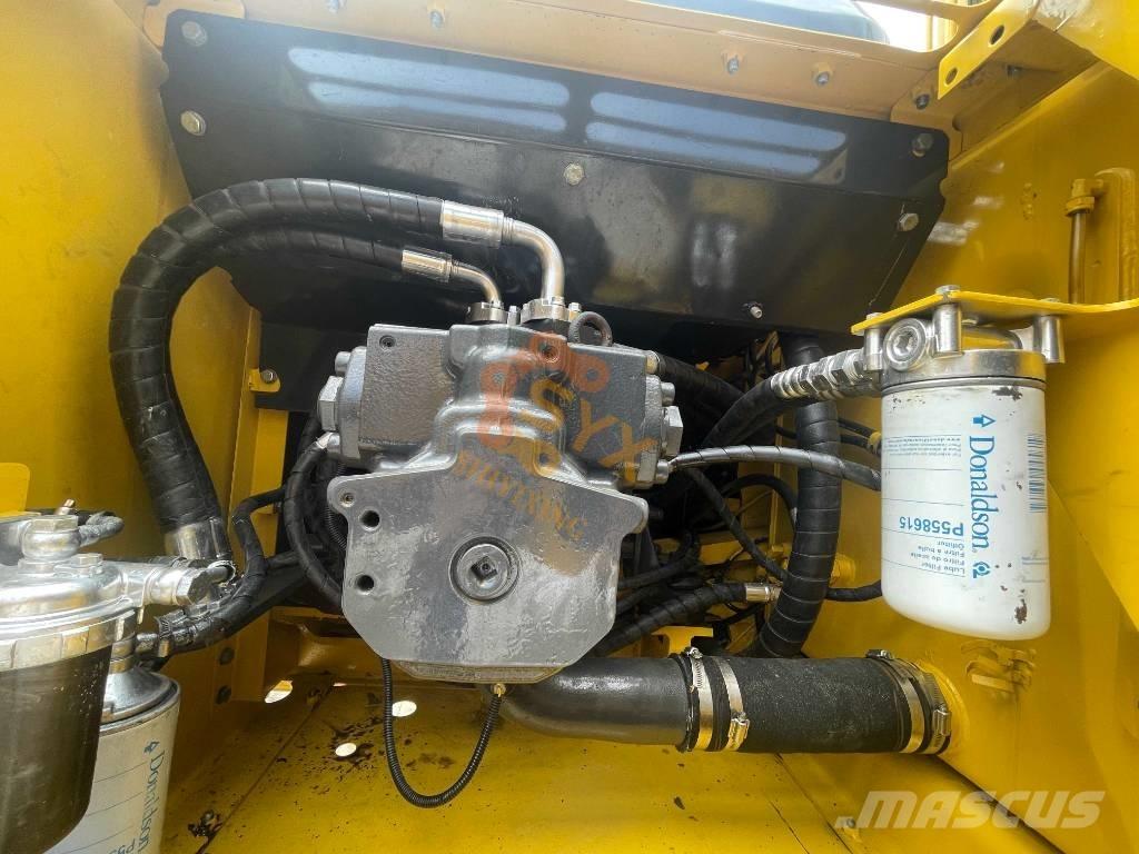 Komatsu PC 220-7 Excavadoras de cadenas