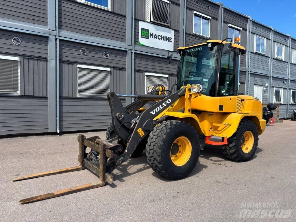 Volvo L 30 GS Cargadoras sobre ruedas
