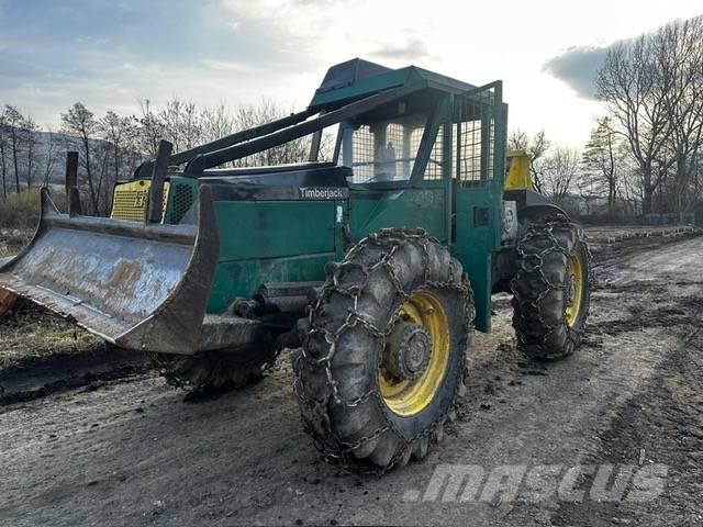 Timberjack 240B Arrastrador de troncos