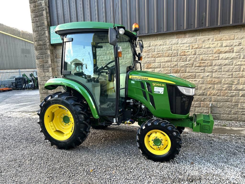 John Deere 3046R Tractores