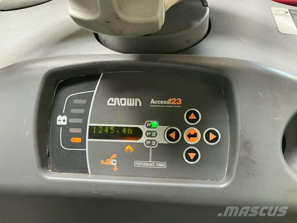 Crown TC 3000 Cabeza tractora