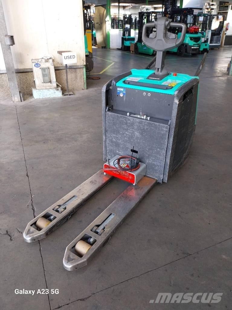 Mitsubishi PBV20N3 Transpaletas Eléctricas con plataforma