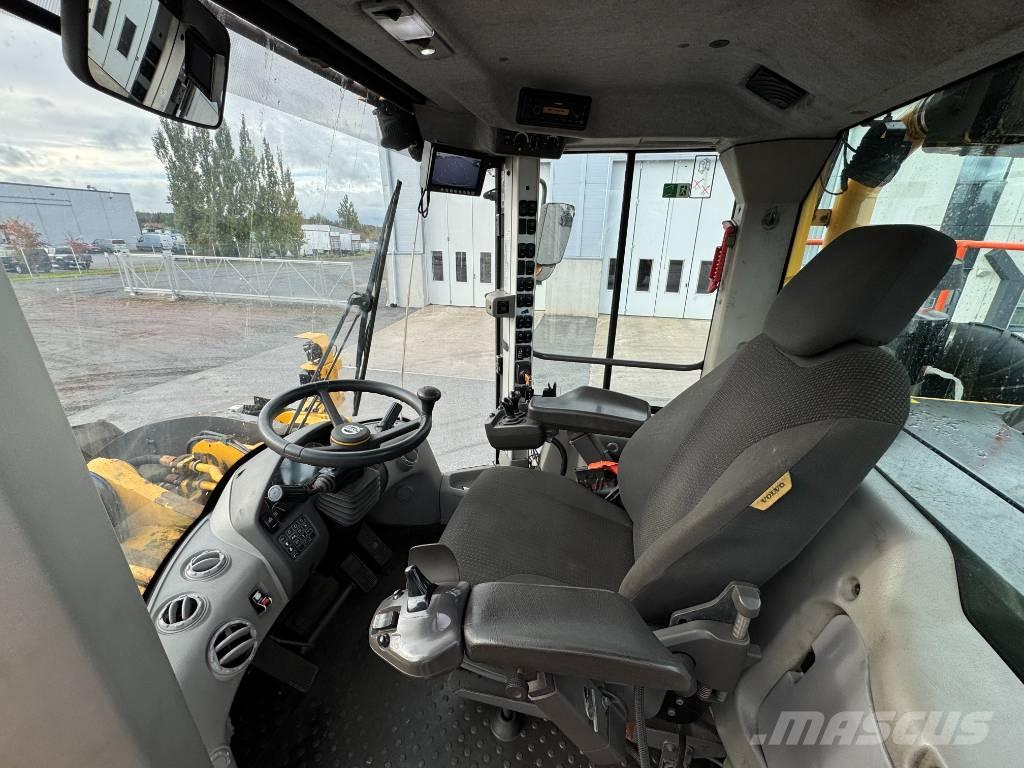 Volvo L 260 H Cargadoras sobre ruedas